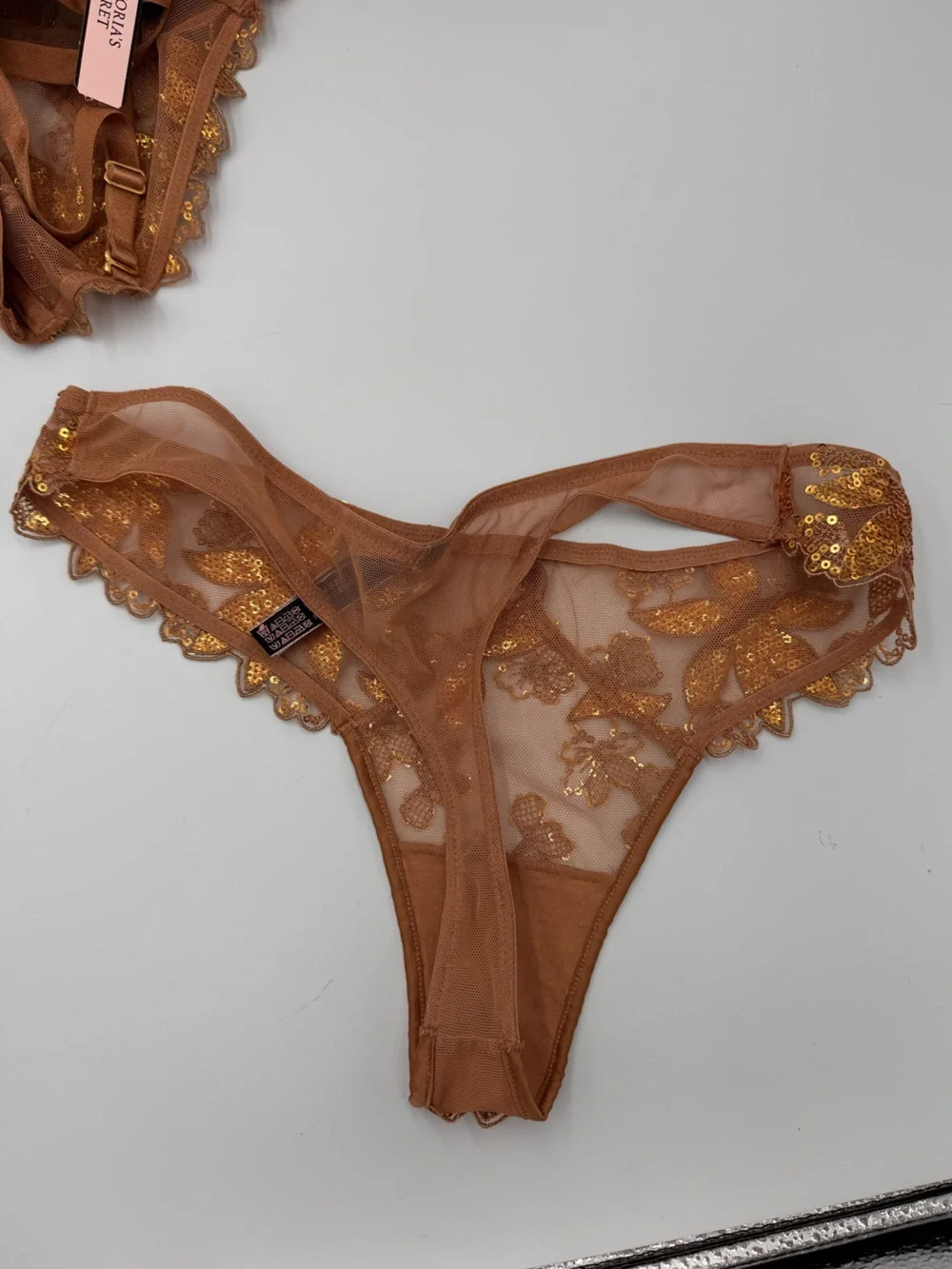 NWT Victoria’s Secret Very Sexy Gold Sequin Embroidered Lingerie Set 34D/M